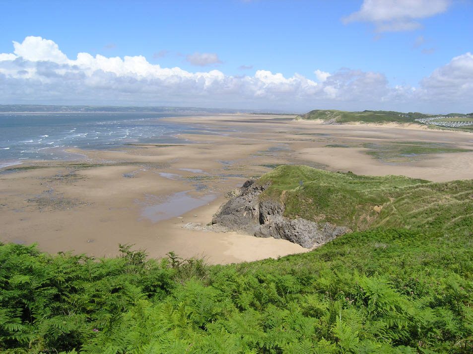 Dunes and open beach at Broughton Bay