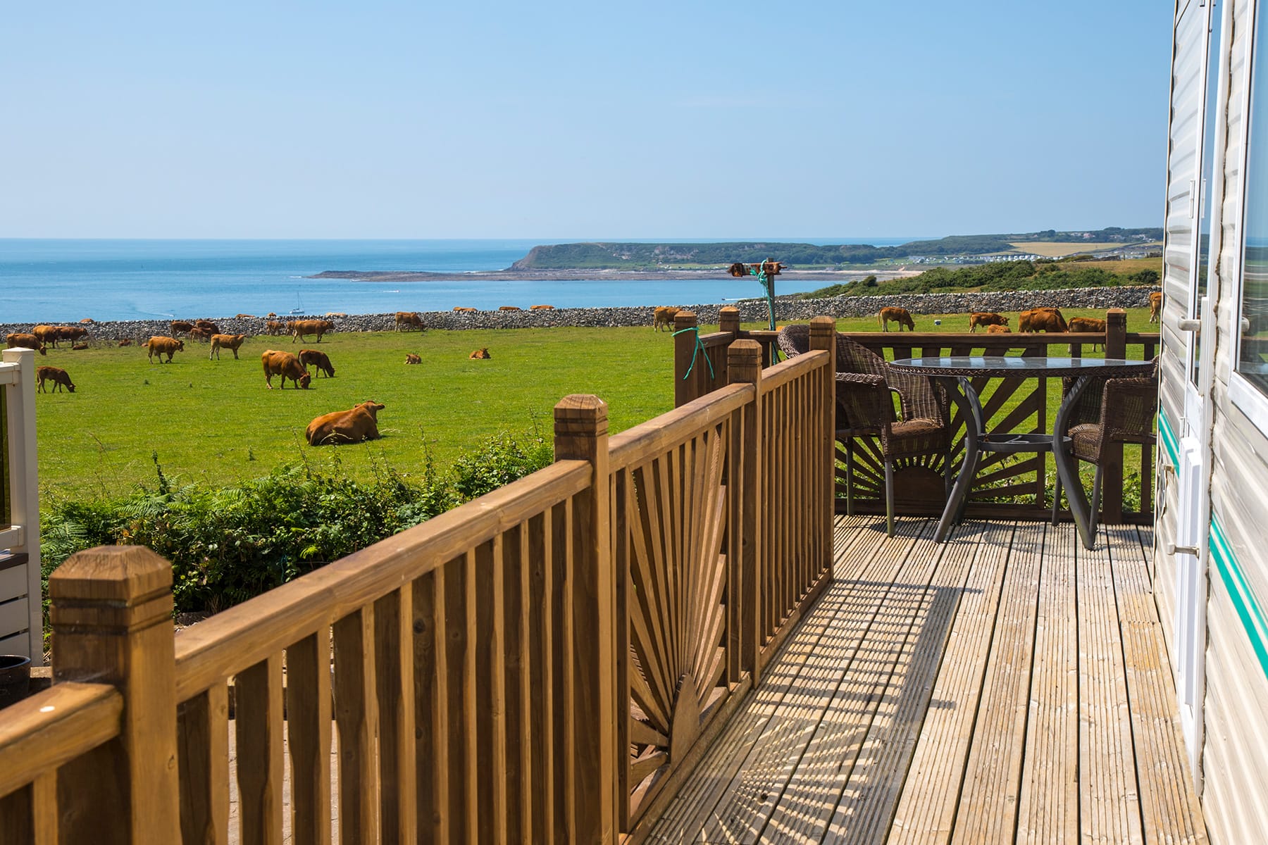 Caravan with countryside and sea views at Green Meadow